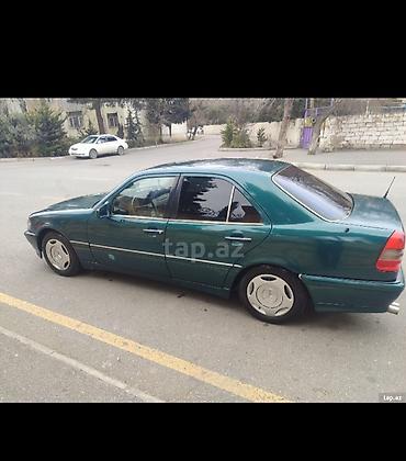 dord goz mersedes: Mercedes-Benz C-Class: 2.8 l | 1993 il Sedan — 2