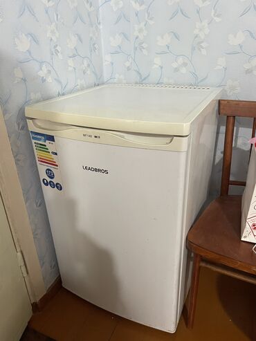 холодильный: Холодильник Liberton, Б/у, Минихолодильник