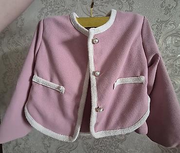 paltar don: Uşaq üçün zərif qız jaketi - Rəng: Pudra/çəhrayı - Model: Qısa, açıq — 1