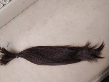 uşaq saçi: Uşaq saçı. 2 çi dəfə kəsilən. 40-43 sm dir. çəkisi 80 qramdır