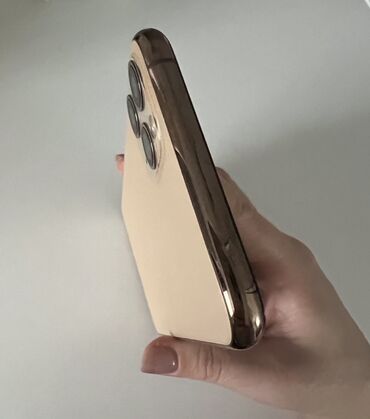 Apple iPhone: Apple iPhone iPhone 11 Pro Max, 64 GB, Zlatna, Face ID — 3