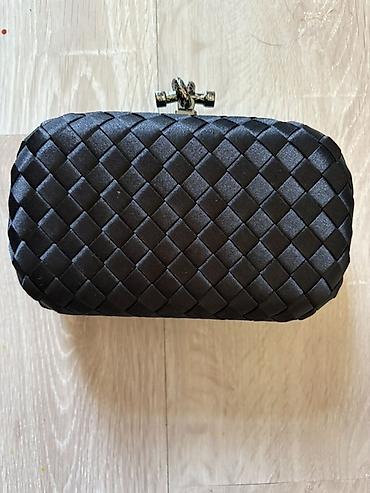 Çantalar: Bottega Veneta Knot minaudière – qara rəng - Material: parlaq satinə — 1
