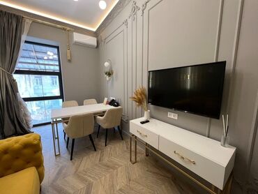 Долгосрочная аренда квартир: Кулатова Сдаётся офис Площадь 14м2 С мебелью (диван, стол, стулья