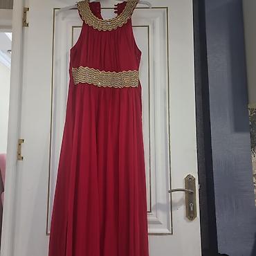 Qırmızı rəngli uzun ziyafət geyimi - Model: qolsuz, A-kəsim, axıcı