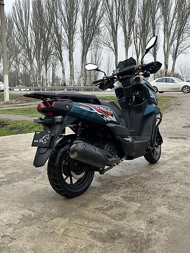 Скутеры: Тип скутера 150 куб. см, Бензин — 4