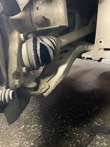 Honda: Honda Fit: 2002 г., 1.3 л, Вариатор, Бензин, Хэтчбэк — 7