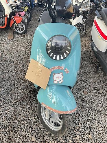 Скутеры: Электроскутеры (несколько моделей) Основные характеристики по фото: - — 2