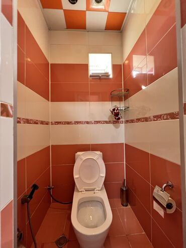 Həyət evləri və villaların satışı: Binəqədi qəs. 3 otaqlı, 90 kv. m, Orta təmir — 8