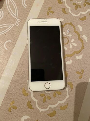 Apple iPhone: IPhone 8, 64 GB, Barmaq izi