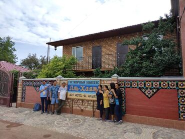 Отели и хостелы: Продается гостевой дом на Иссык Куле в поселке Каджи Сай на 14