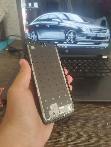 Salam aleykum.Redmi note 8 ekrandan başgaher şey idealdır ve her bir