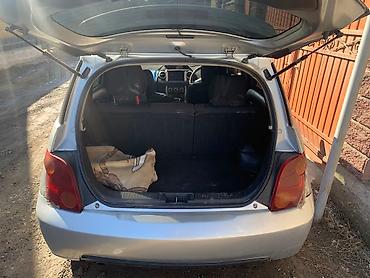 прадо дизель: Toyota Ist: 2002 г., 1.5 л, Автомат, Бензин — 4