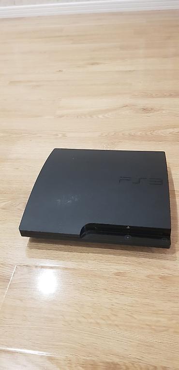 ps3 hard disk: Playstation 3 Yaxshi veziyyetdedir. 1pultu var.Pult — 5