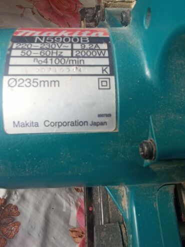 Digər mişarlar: Makita N5900B diskli dairəvi mişar - Güc: 2000 W - Gərginlik: 220–230 — 2