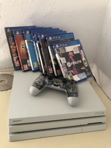 sony playstation 4 бишкек аренда: Продаю Sony PLAYSTATION 4 PRO 1 ТБ В идеальном состоянии Имеется