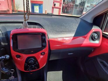 Toyota: Toyota Aygo: 1 l. | 2016 έ. Χάτσμπακ — 14