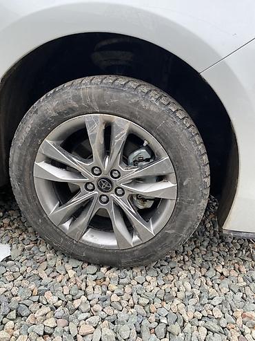 Toyota: Toyota Sienna: 2023 г., 2.5 л, Автомат, Гибрид, Минивэн — 4