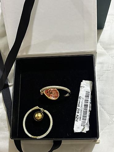 buji: MOUNSER Waratah Hoop Earrings – sırğa - Brend: MOUNSER - Model — 3