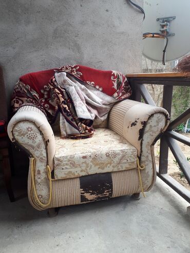 işlənmiş divanlar ucuz: İşlənmiş, Divan, Açılmayan