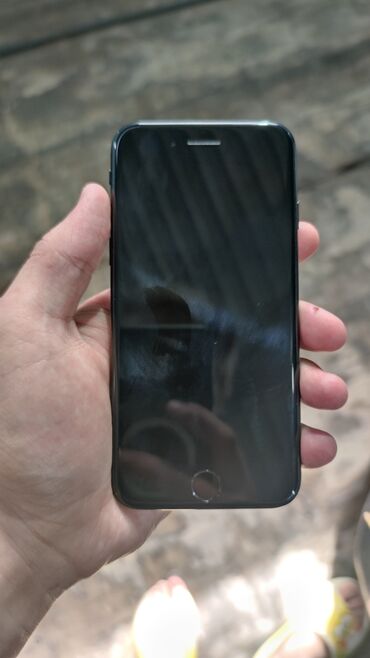 блекберри телефон цена: IPhone SE 2020, Б/у, 64 ГБ, Jet Black, Зарядное устройство, Чехол, 76 %