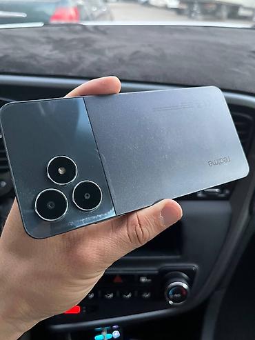 чехол реалми: Realme Note 50, Б/у, 128 ГБ, цвет - Серебристый, 2 SIM — 2