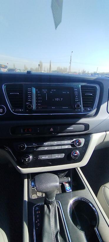 Kia: Kia Carnival: 2018 г., 2.2 л, Типтроник, Дизель, Минивэн — 5