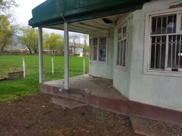 дом ысык кол: Дом, 8 м², 3 комнаты, Собственник, Старый ремонт