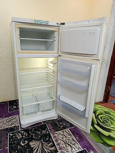 купить морозильные камеры бу: Холодильник Indesit, Б/у, Двухкамерный, De frost (капельный), 60 * 155 * 60 — 7