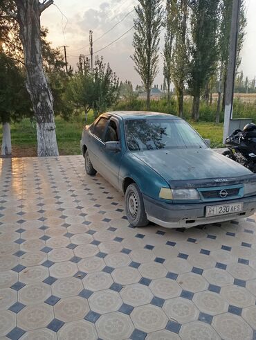 опель запфира: Opel Vectra: 1993 г., 2 л, Механика, Бензин, Седан