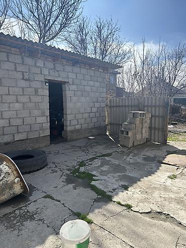 Продажа коттеджей и домов: Срочно продается частный дом Дом старый( но можно жить) Размер — 8