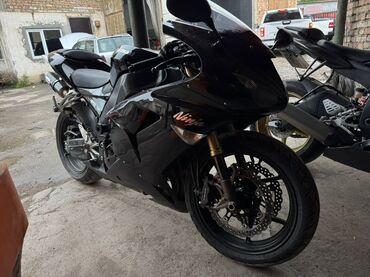 yamaha r1: Kawasaki Ninja 2006 года Обтекаемый корпус обеспечивает хорошую