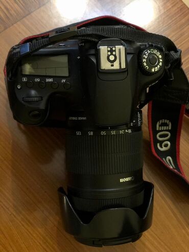islenmis komputer aliram: Canon 60 d Canon 18 135 mm Usdunde filaş hedye verirem Bu qiymet