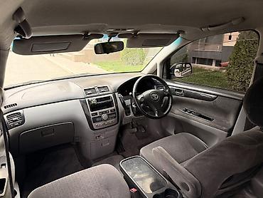 Toyota: Toyota Ipsum: 2002 г., 2.4 л, Автомат, Бензин, Минивэн — 8