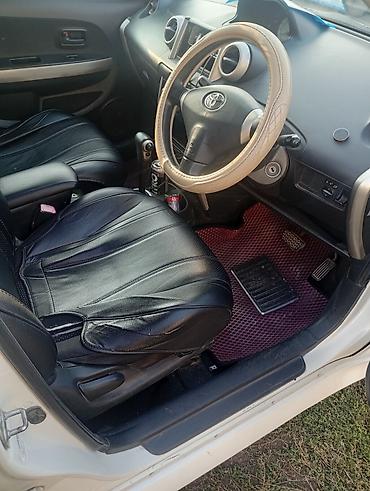 Toyota: Toyota Ist: 2003 г., Автомат, Бензин, Хэтчбэк — 3