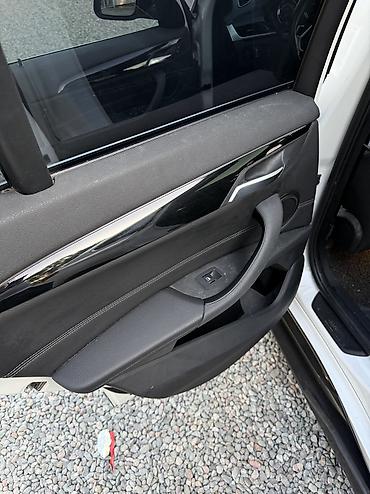 BMW: BMW X1: 2018 г., 2 л, Автомат, Дизель, Универсал — 16