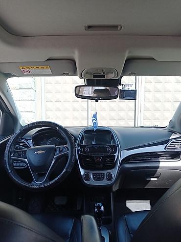 Продажа авто: Chevrolet Spark: 2018 г., 1 л, Автомат, Бензин — 3