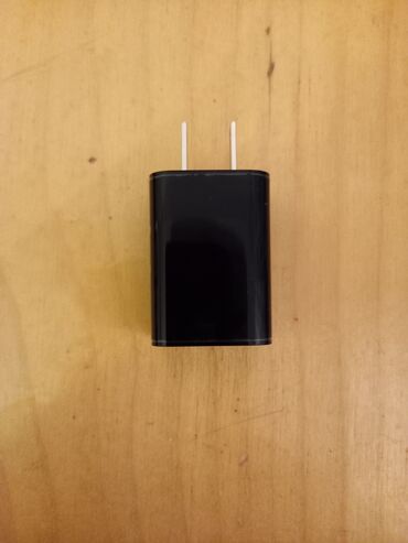 3 volt adapter: Amazondan, 
27 $ alınıb.
Telefon,Adaptor, 
5 volt,1 amper