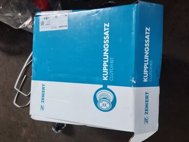 Mazda: Mazda PREMACY: 2003 г., 2 л, Механика, Бензин, Минивэн — 14