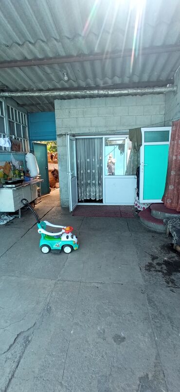 Продажа домов: Дом, 100 м², 6 комнат, Собственник, Косметический ремонт at lalafo.kg — 19 Продажа домов: Дом, 100 м², 6 комнат, Собственник, Косметический ремонт — 19