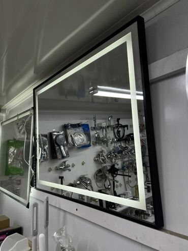 круглое зеркало: Зеркало с LED‑подсветкой - Прямоугольная форма, тонкая матовая