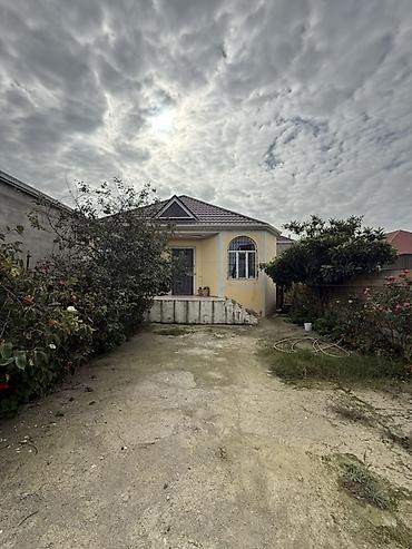 heyet evi bine: Ramana qəs. 3 otaqlı, 120 kv. m, Kredit yoxdur, Orta təmir — 2
