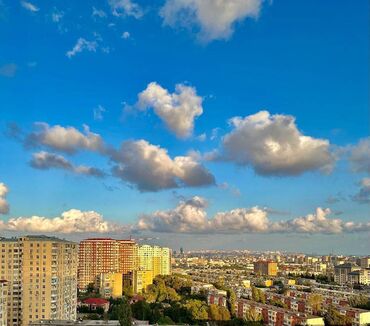 Uzunmüddətli kirayə mənzillər: Memar Əcəmi metrosunun üsdündə 14 mərtəbəli binanın 12-ci mərtəbəsində — 12