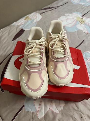 nike pro: Кроссовки, 36.5, Nike, Новый, цвет - Бежевый — 2