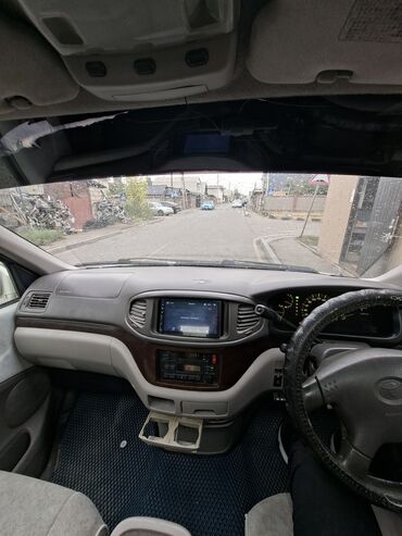дешевые авто: Toyota Regius: 1999 г., 2.7 л, Автомат, Бензин, Минивэн