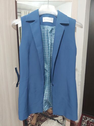 длинный пиджак: Классикалык, Узун модель, Кытай