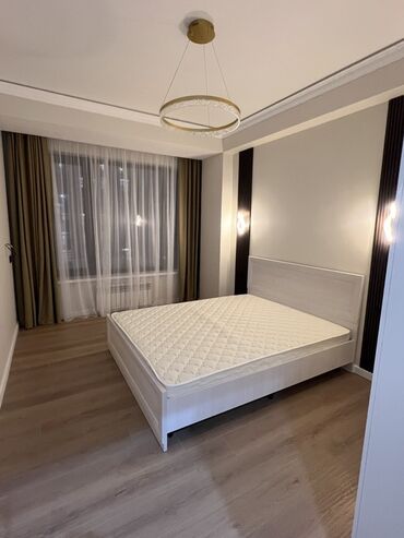 связь переездом: Сдаю уютную, светлую 1 комнатную квартиру (желательно молодой паре) в