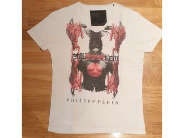 Majice: Philipp Plein majice L i XL velicina.
Cena za komad — 2