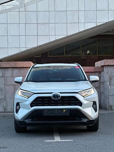 Toyota: Toyota RAV4: 2021 г., 2.5 л, Вариатор, Гибрид, Кроссовер — 1