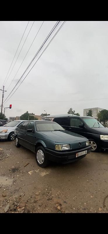 капот гольф 2: Volkswagen Passat: 1988 г., Механика, Лифтбек — 1