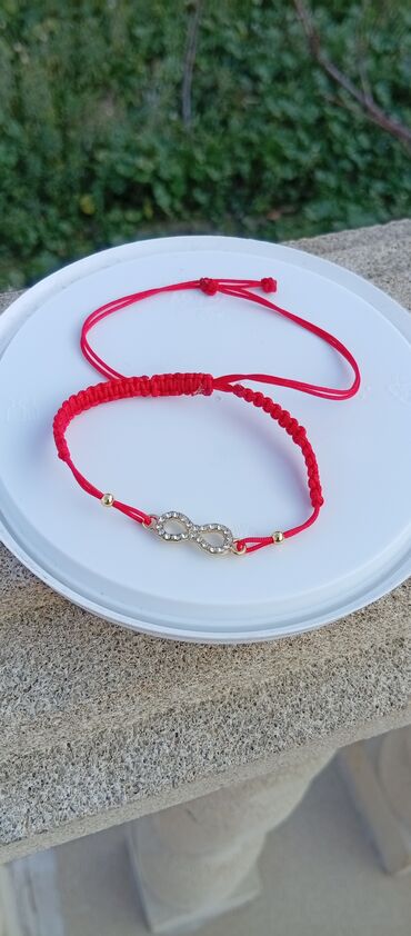 Yemək masaları, oturacaqları: Məhsul: Əl işi tənzimlənən bilərziklər Təsvir: - Rəngli kvadrat/kubr — 3